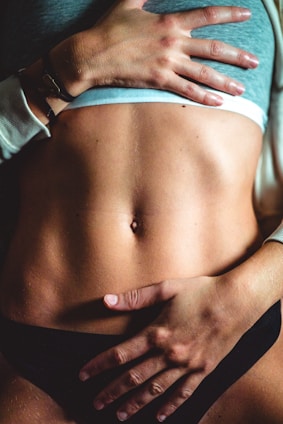 woman wearing black panty