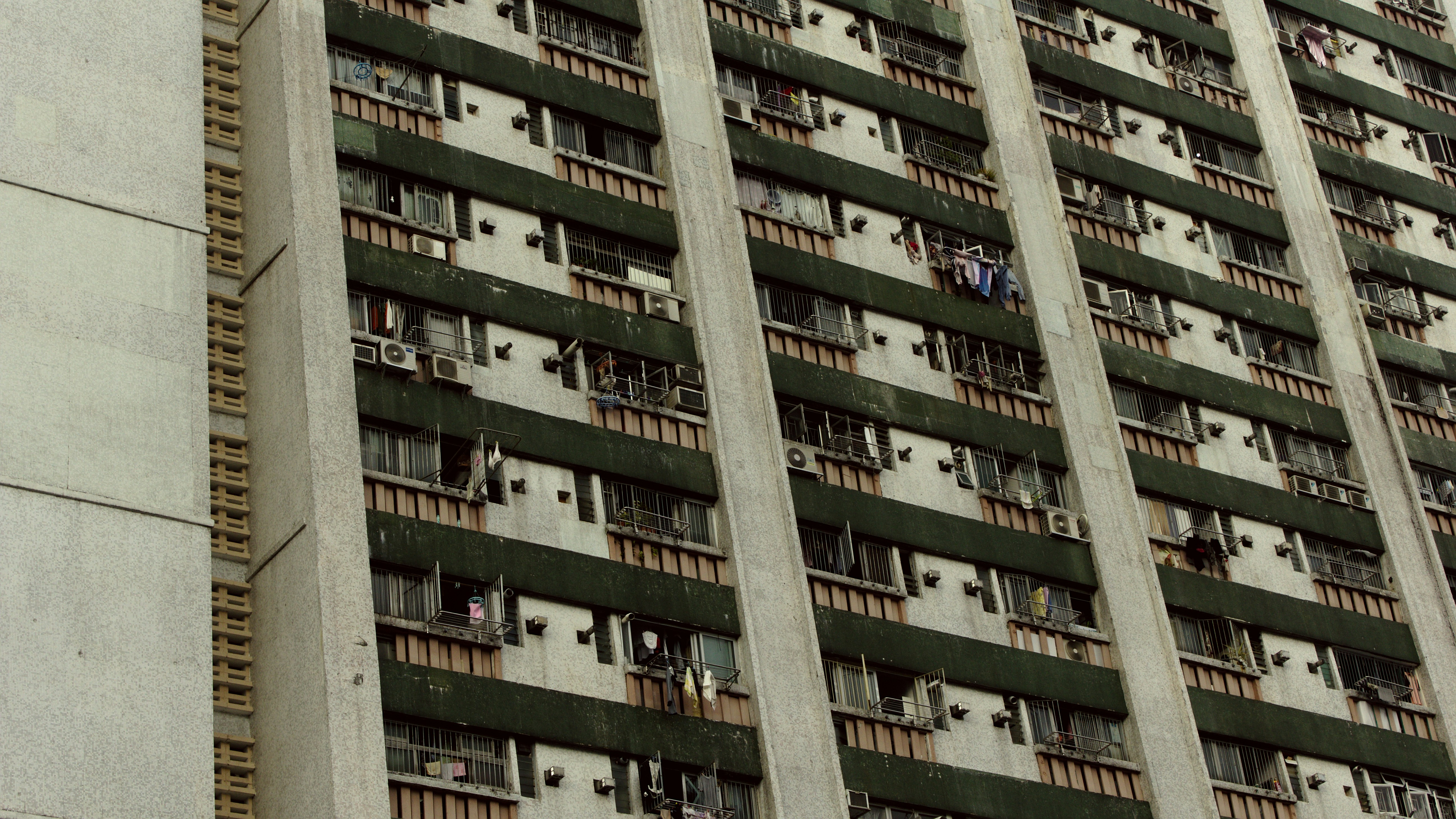 gray concrete building at daytime