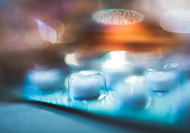 macro photography of glasses on tray