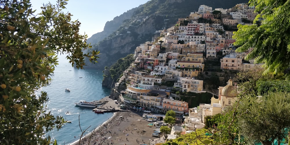 fotografia aérea de Positano durante o dia