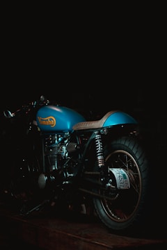 blue standard motorcycle