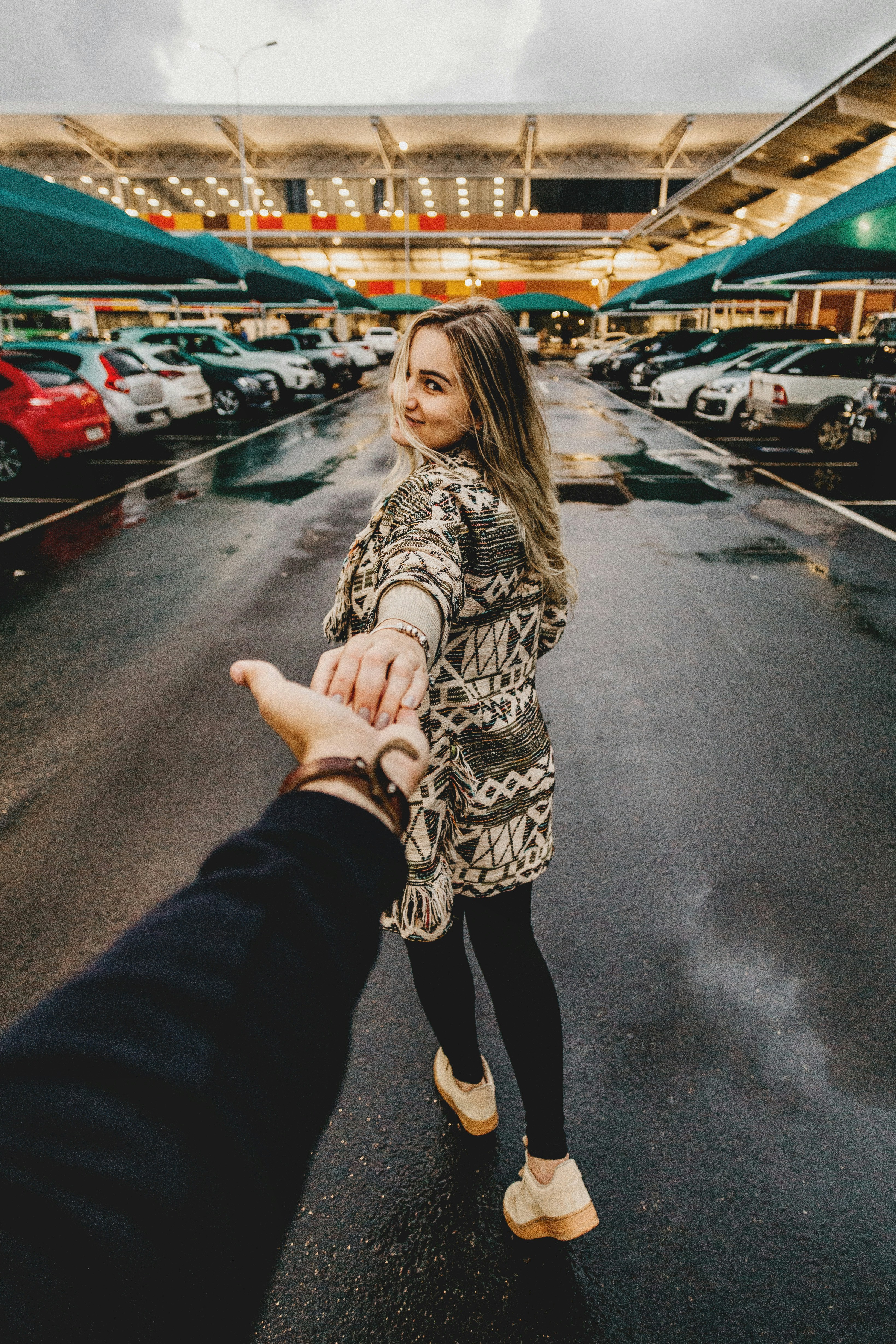Choose from a curated selection of car photos. Always free on Unsplash.