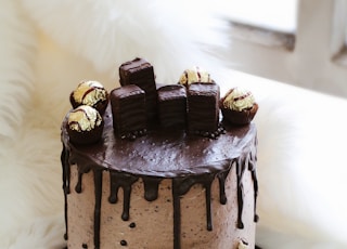 chocolate topped cake