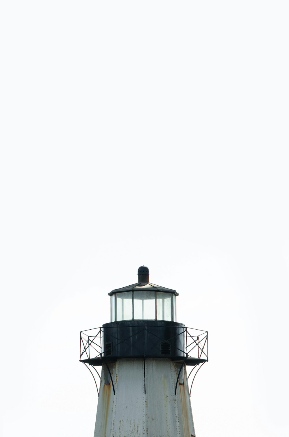 white and black lighthouse