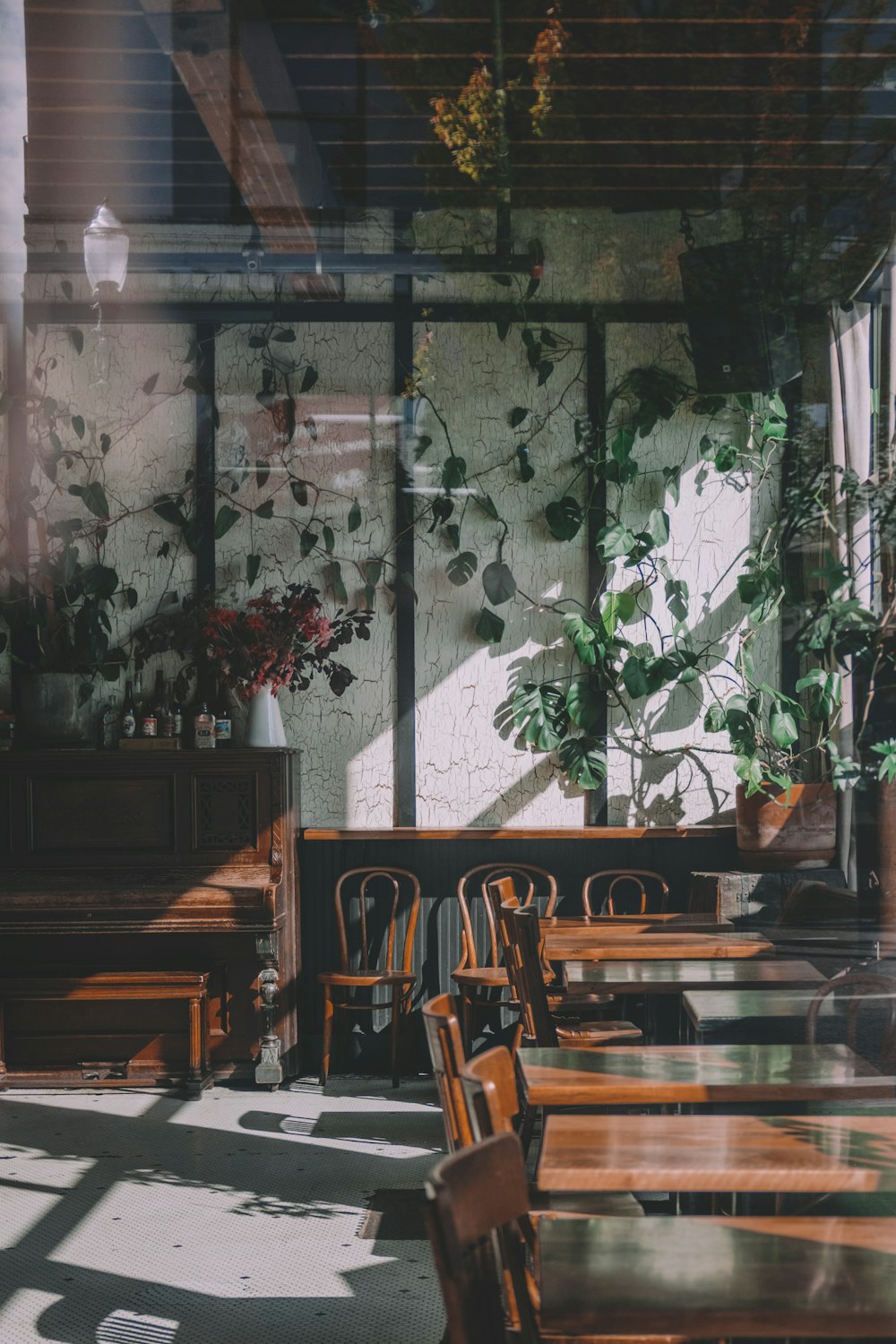 dining area with no people inside building