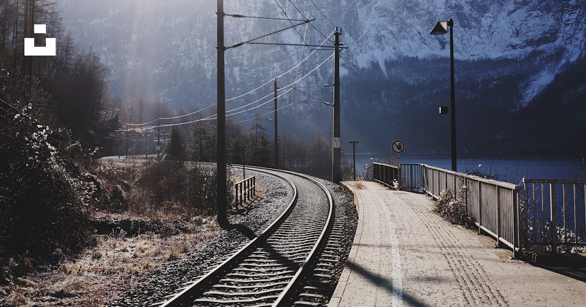 Train Rails Color:gray Gray train rails photo – Free Grey Image on Unsplash