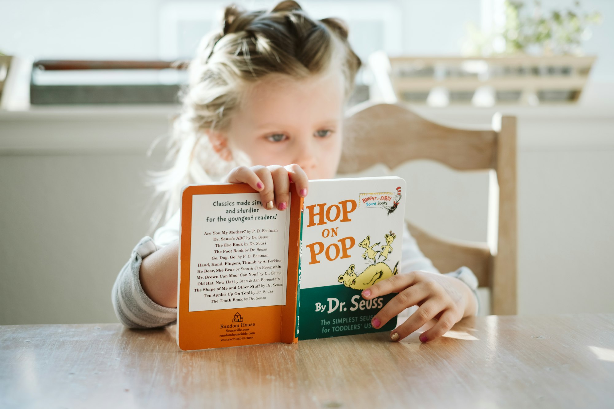 3 easy, important ways to read with your children