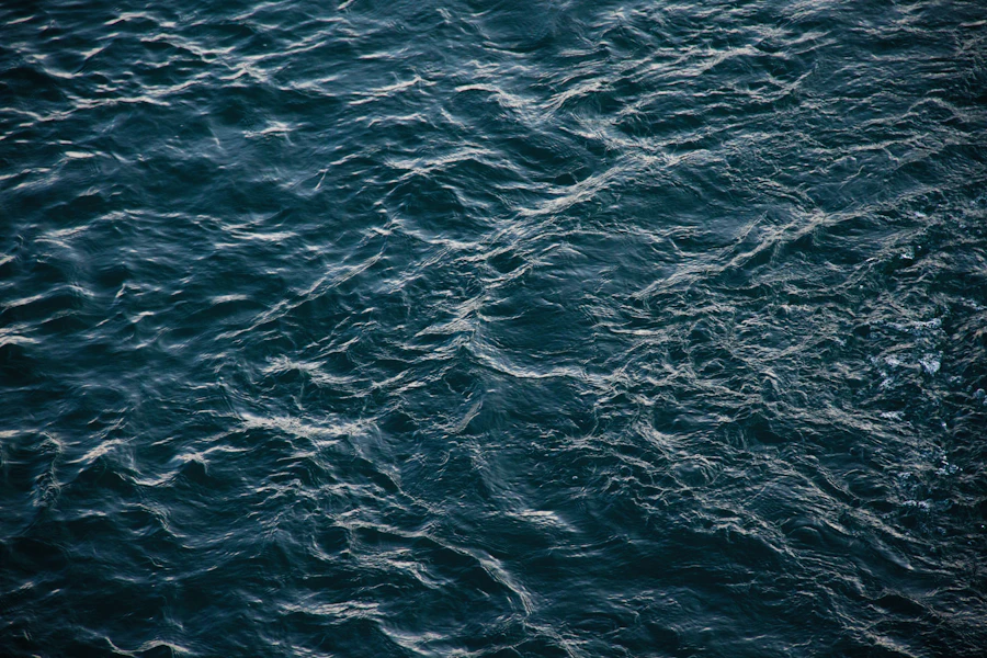 What really decides it: swell, wind and lightning