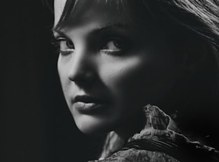 A captivating photograph that tells a story.