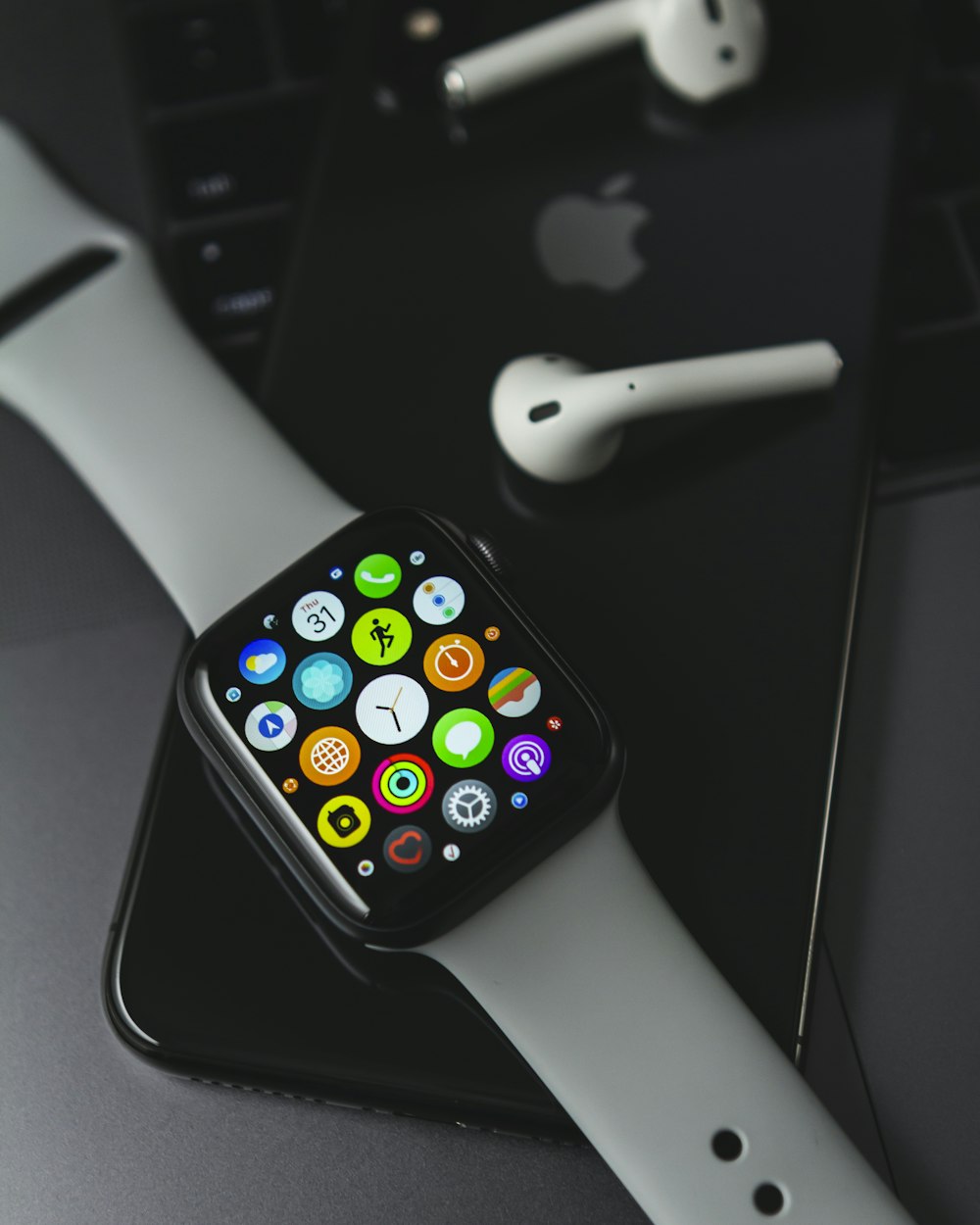 Apple Watch on jet black iPhone 7