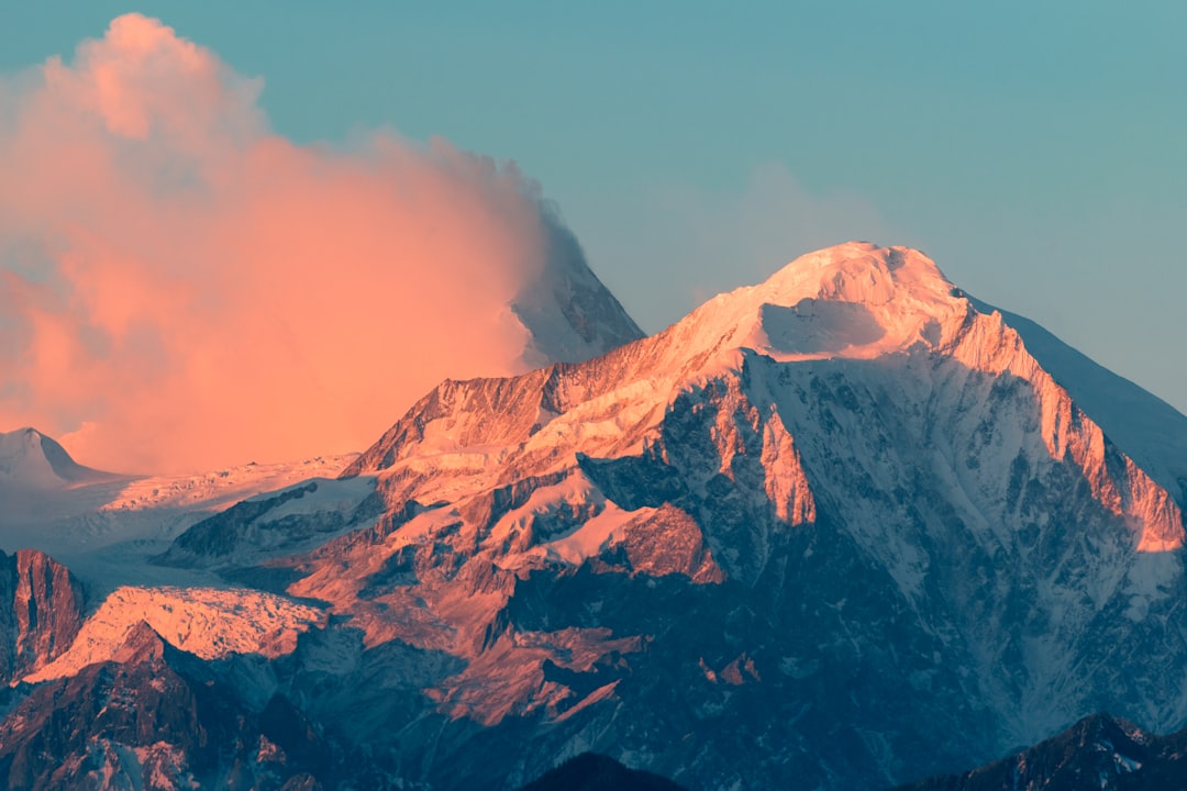 mountain ranges covered in snow,