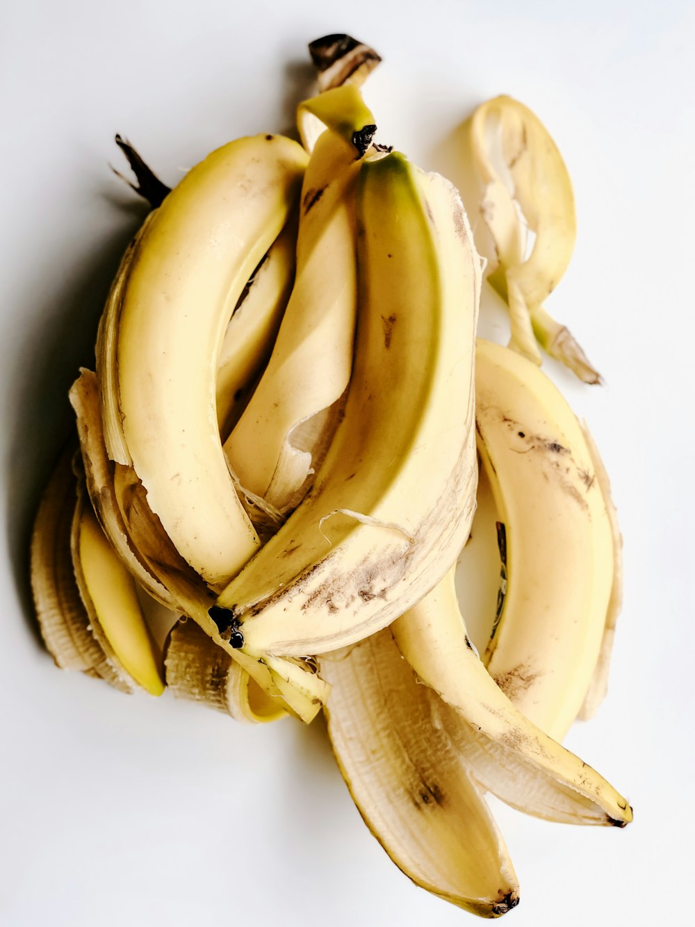 yellow banana peels