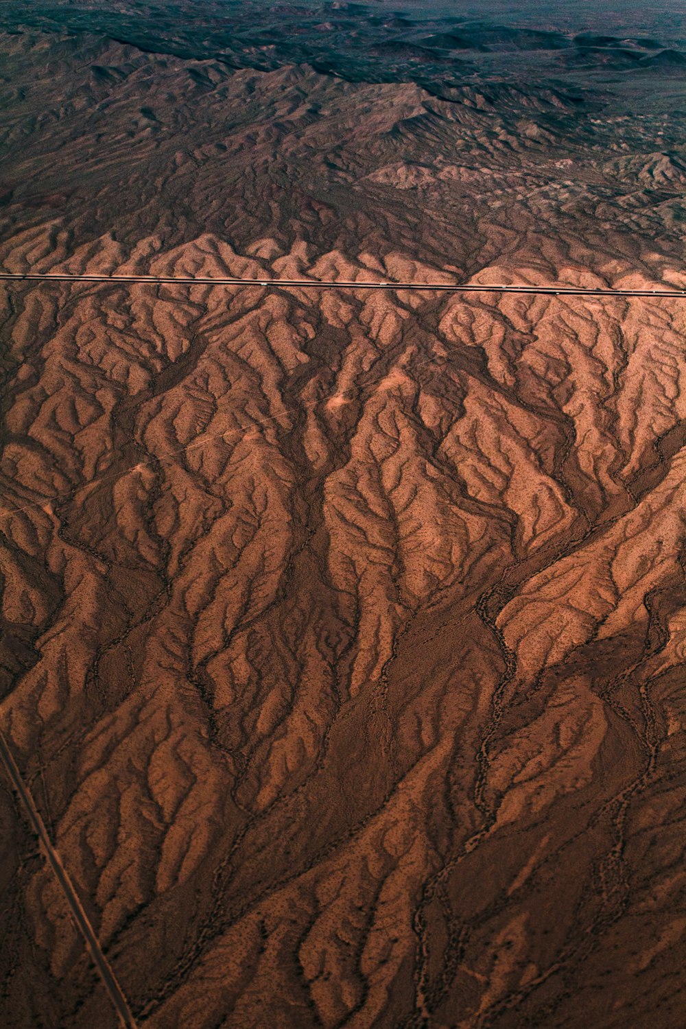 Vista del canyon marrone durante il giorno