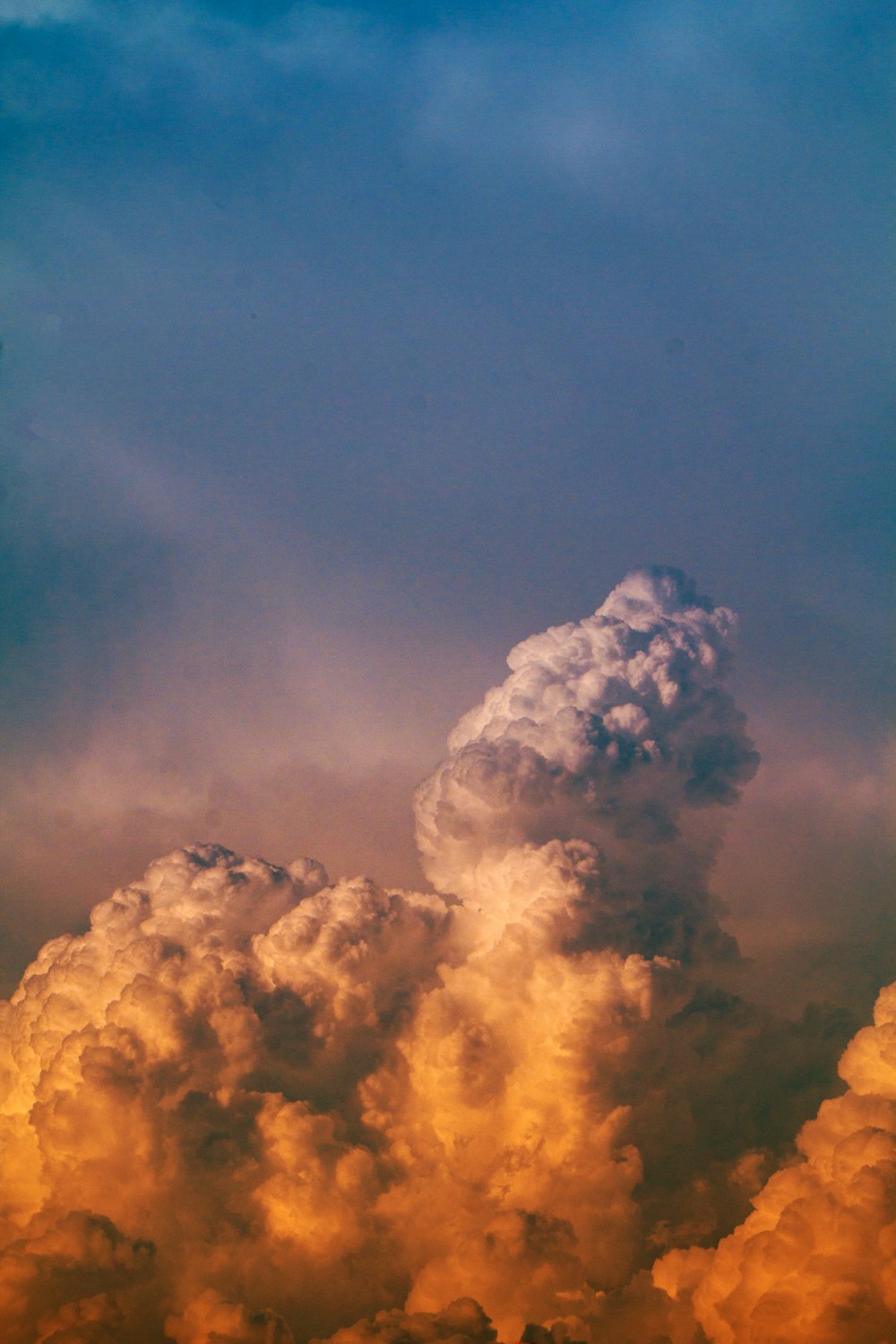 nuages blancs