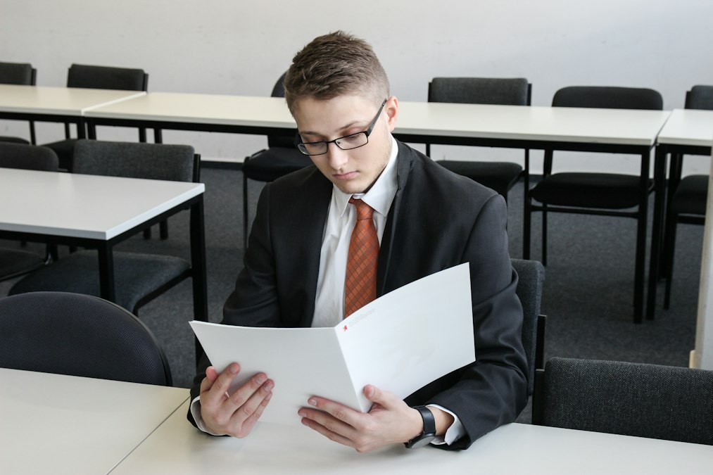 Editorial cover image for The Resume Summary Formula That Got 3 Freshers Shortlisted at Zerodha, Razorpay & Flipkart: Why 90% of Indian Resumes Sound Identical
