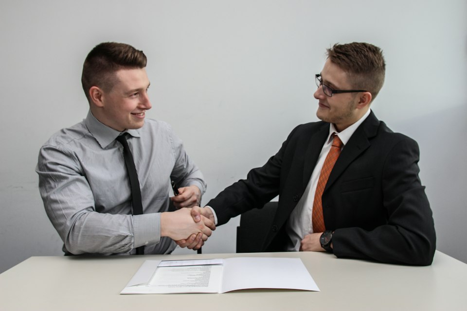 How to Get Your First Coaching Clients (No Audience)