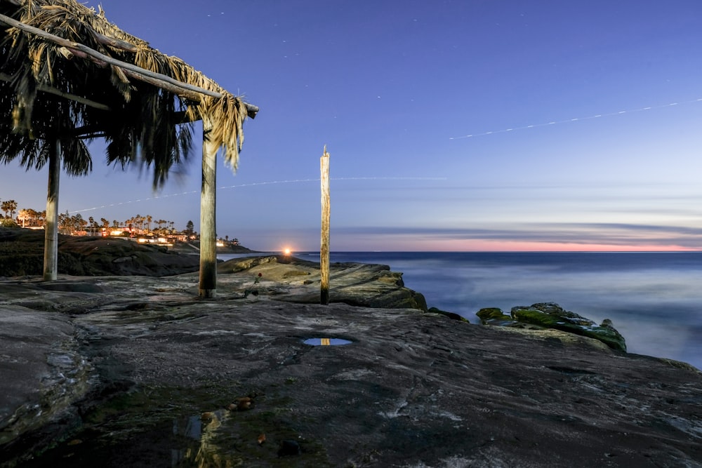 open cottage at the rock by the water