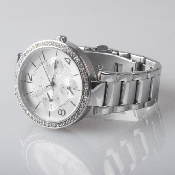 Elegancki zegarek damski