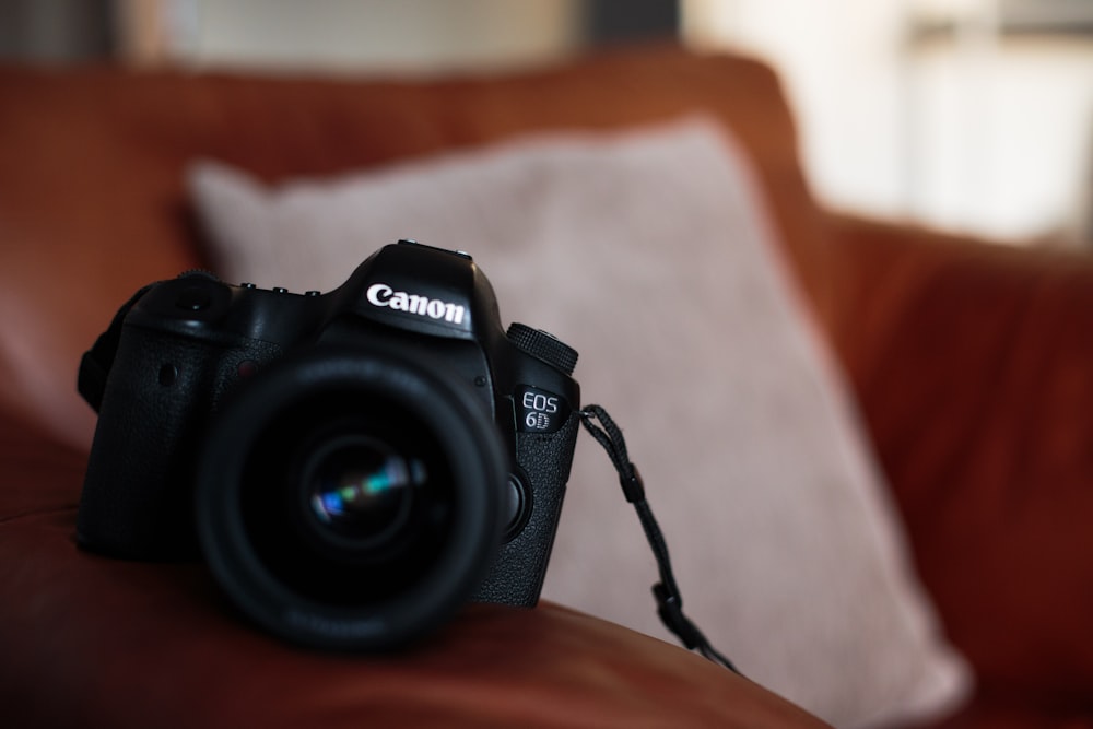 selective focus photography of black Canon EOS 6D