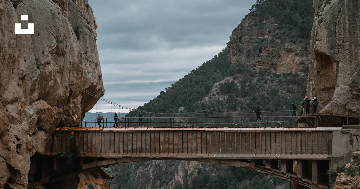Bridge Between Rocks Brown bridge between rock formation photo – Free Malaga Image on Unsplash