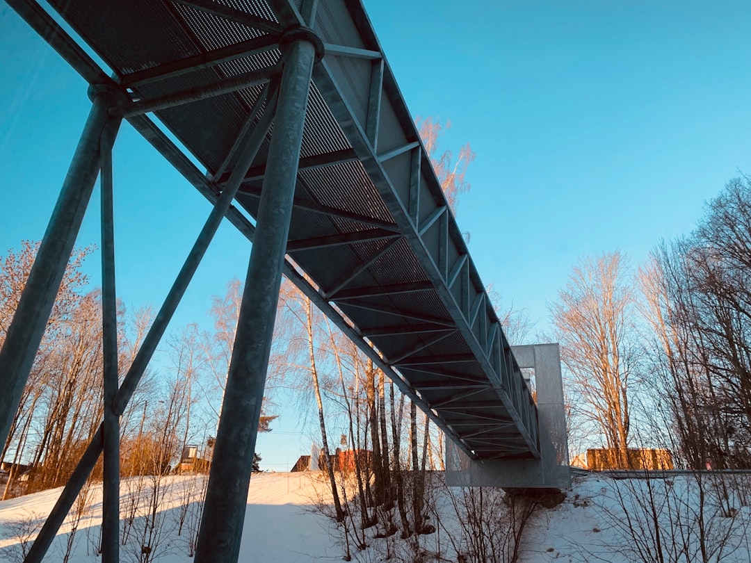 photo of Nydalsveien 30C Suspension bridge near Kirsten Flagstads Plass 1