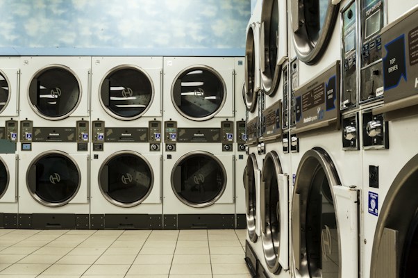 Laundromat Website: What Owners Really Pay