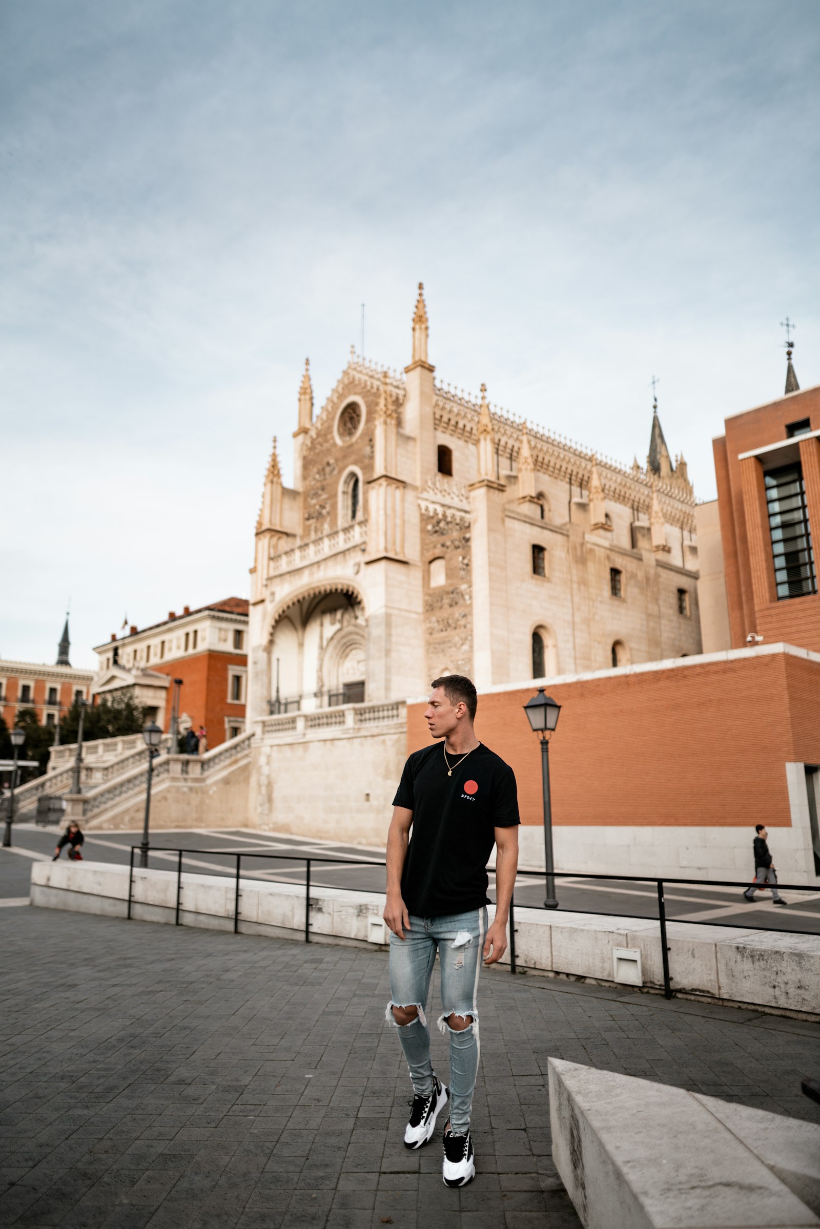 Sony a7R II + Sigma 24mm F1.4 DG HSM Art sample photo. Man wearing black crew-neck photography