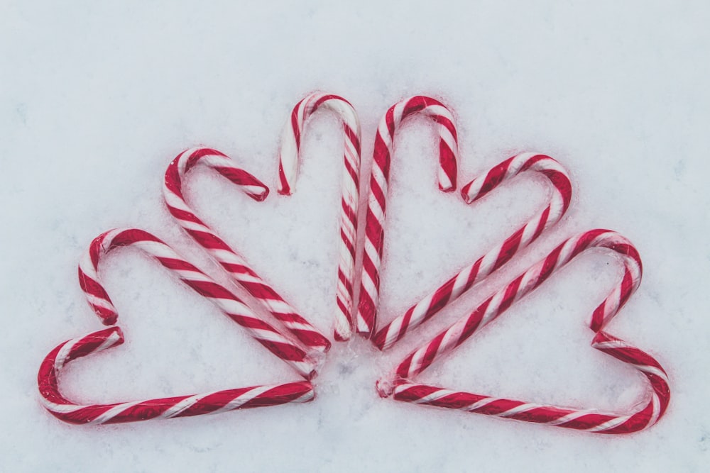 Rot-weiße Zuckerstangen Lot