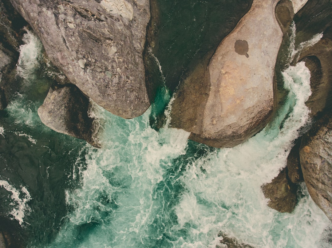 top-view photography of water flow during daytime