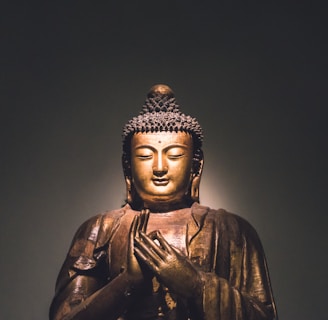 gold buddha figurine