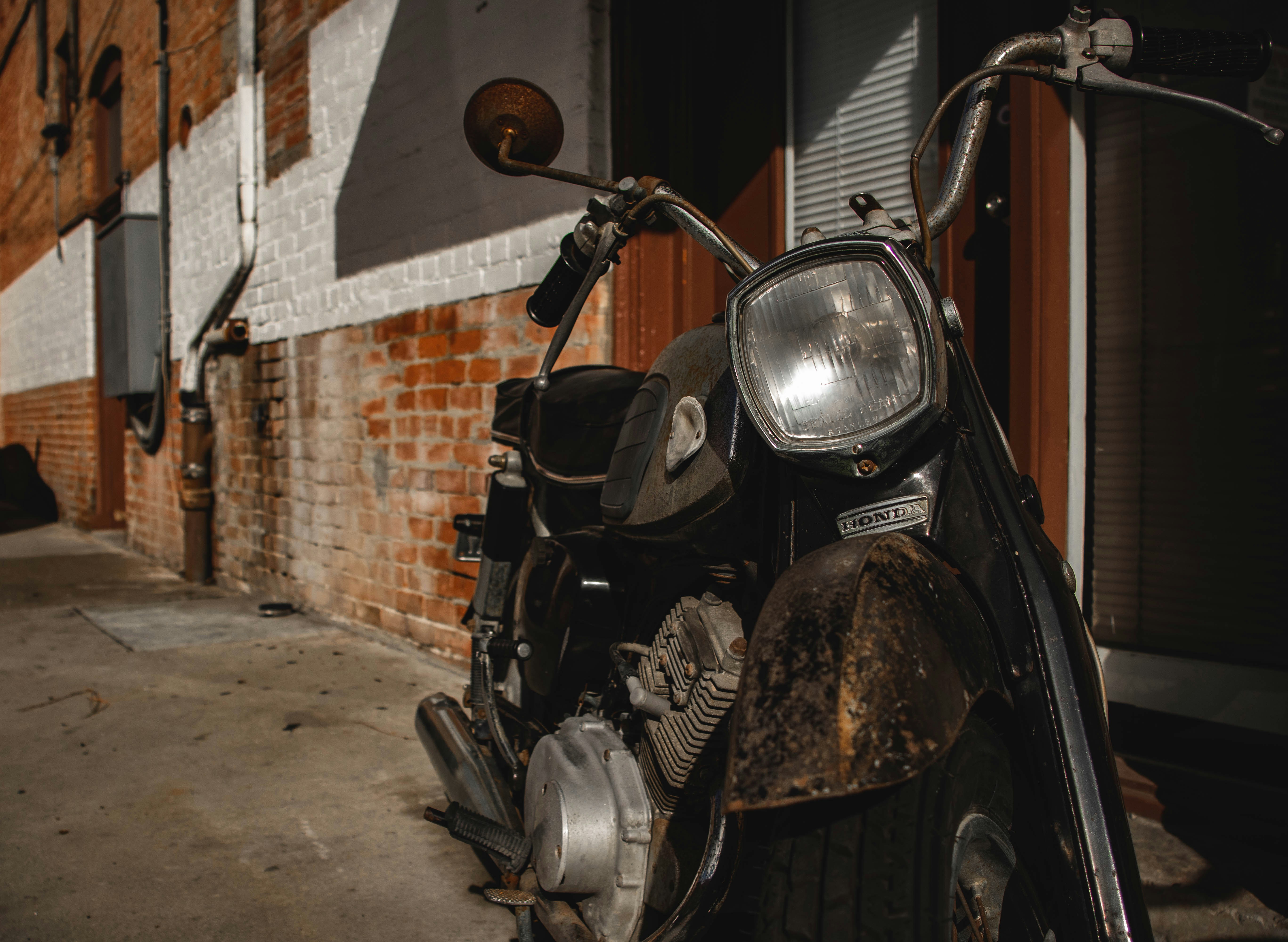 black standard motorcycle