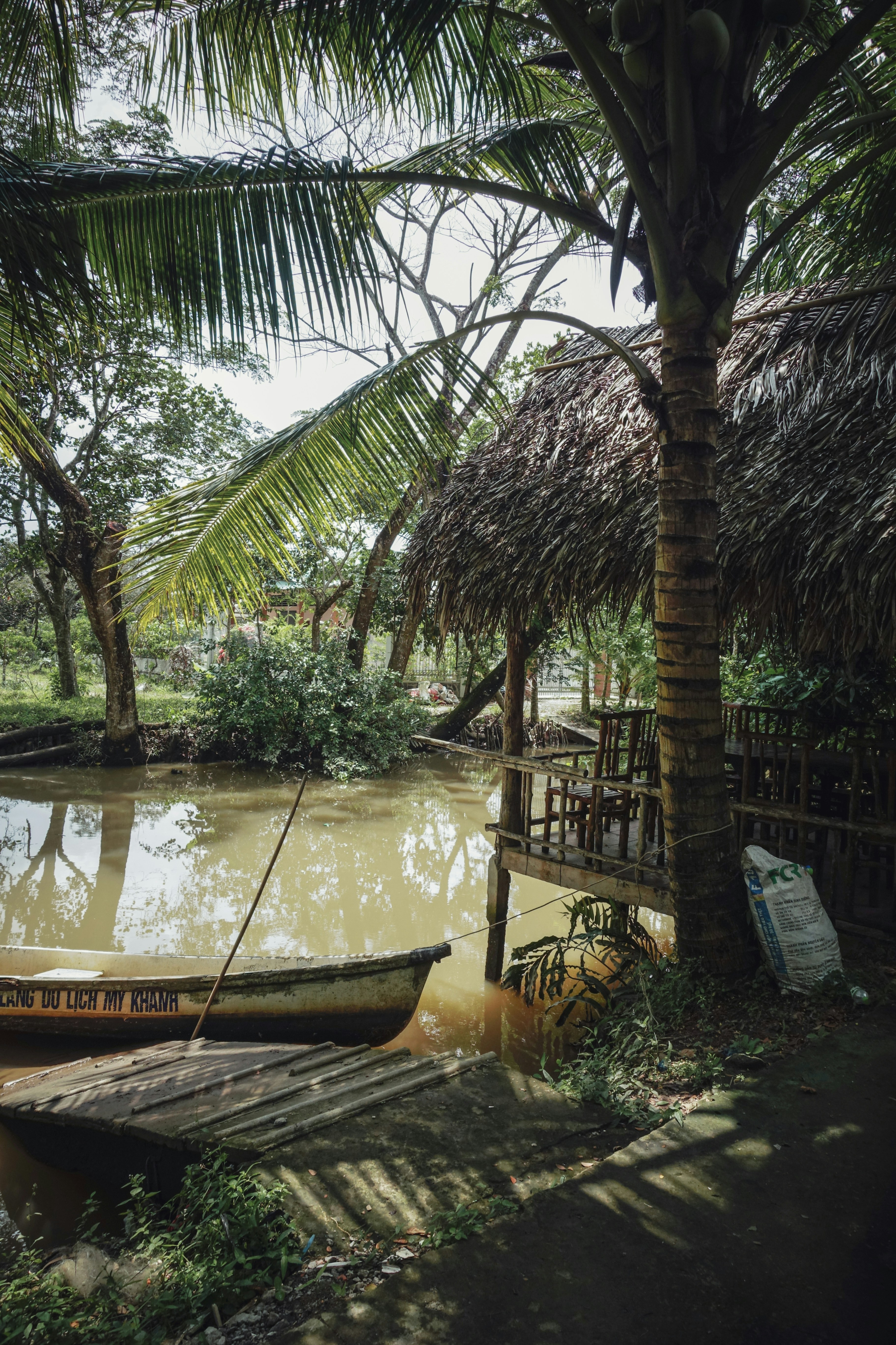 mekong river boats vietnam