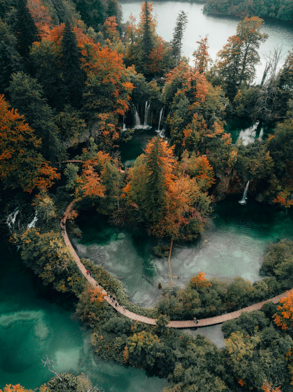 green-colored lakes