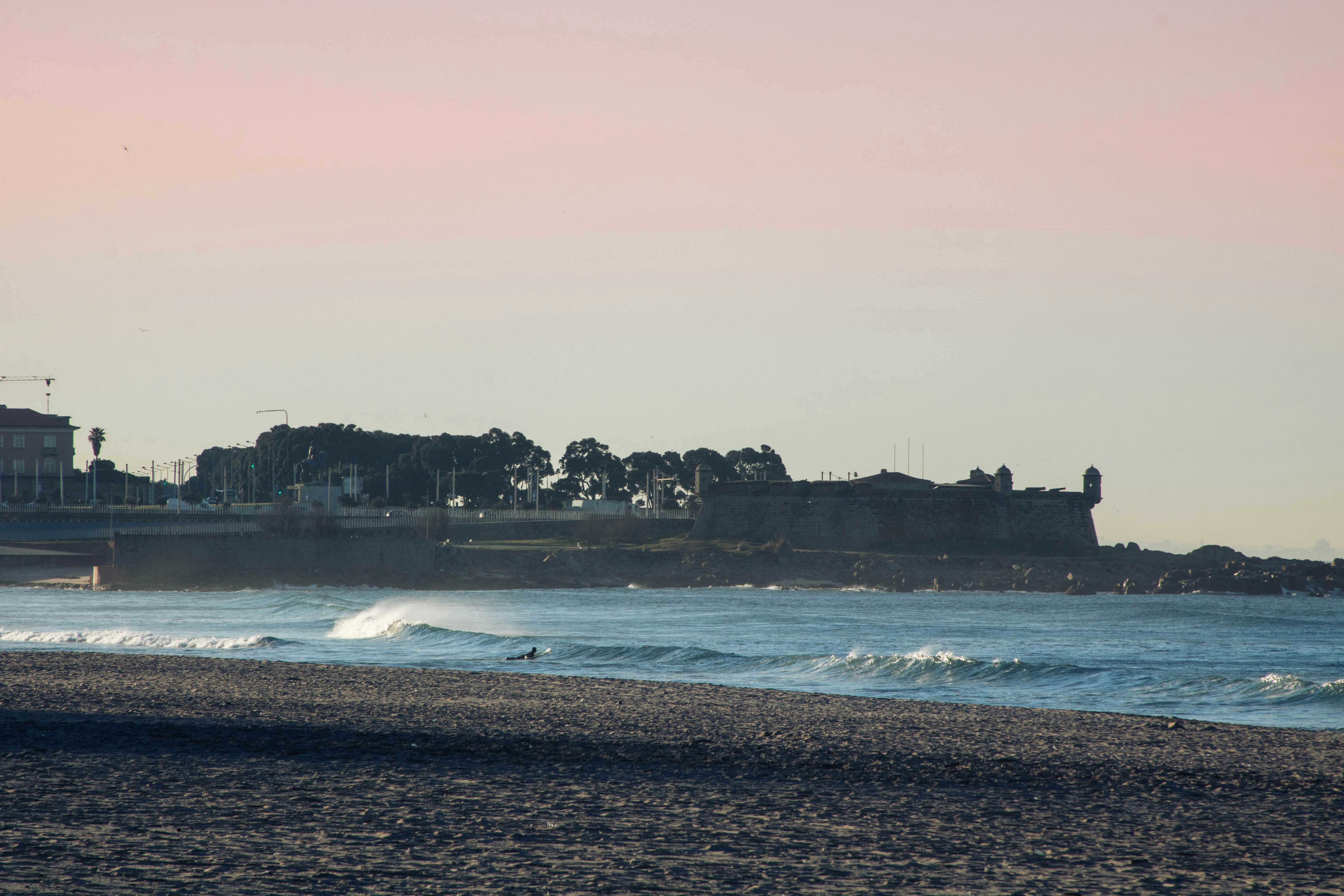 sea waves crashing through shores