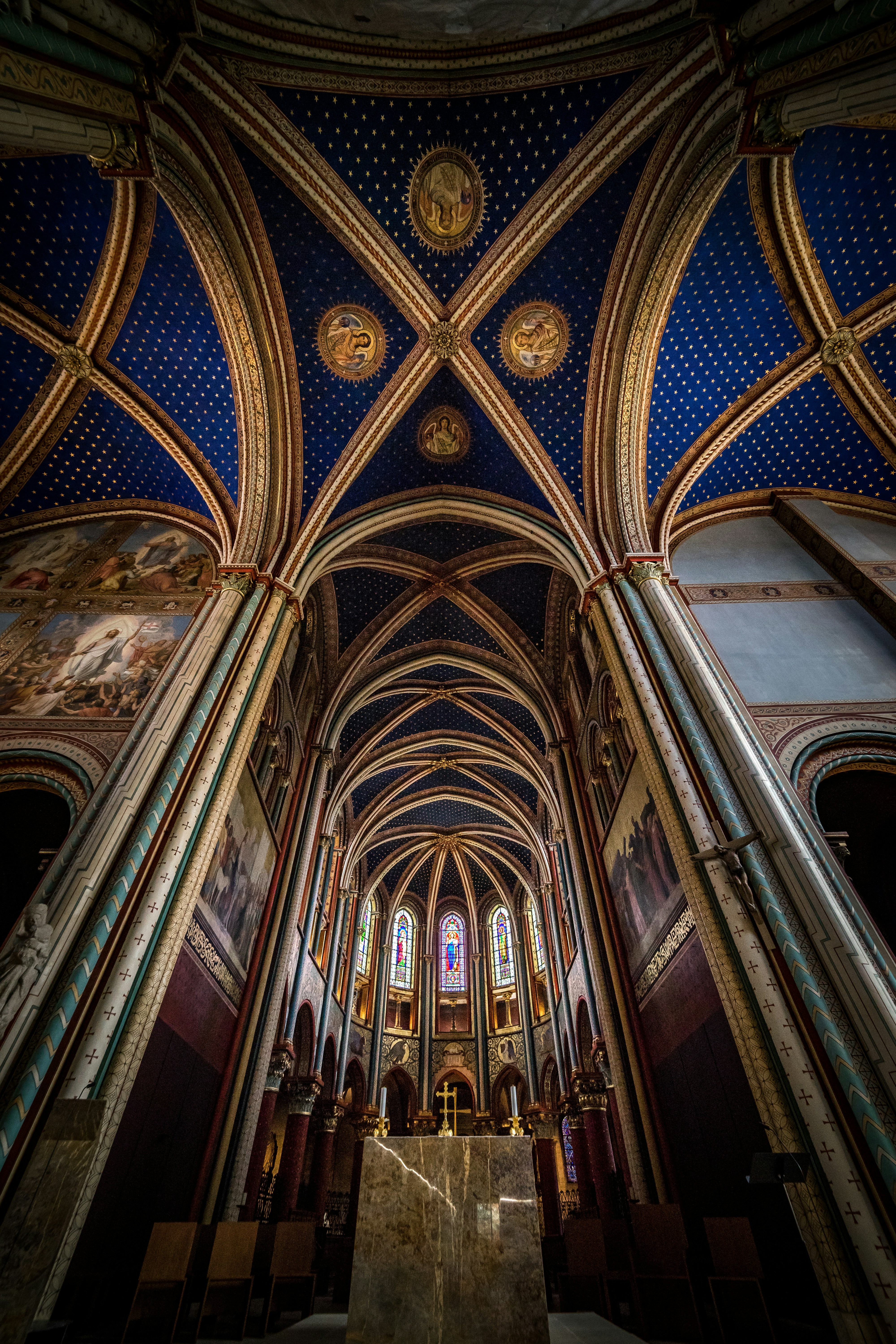 arsitektur bergaya gothic