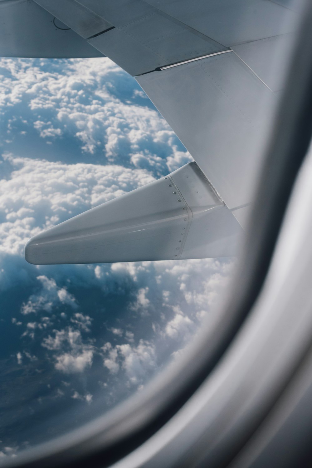 Fenêtre d’avion de ligne en verre transparent