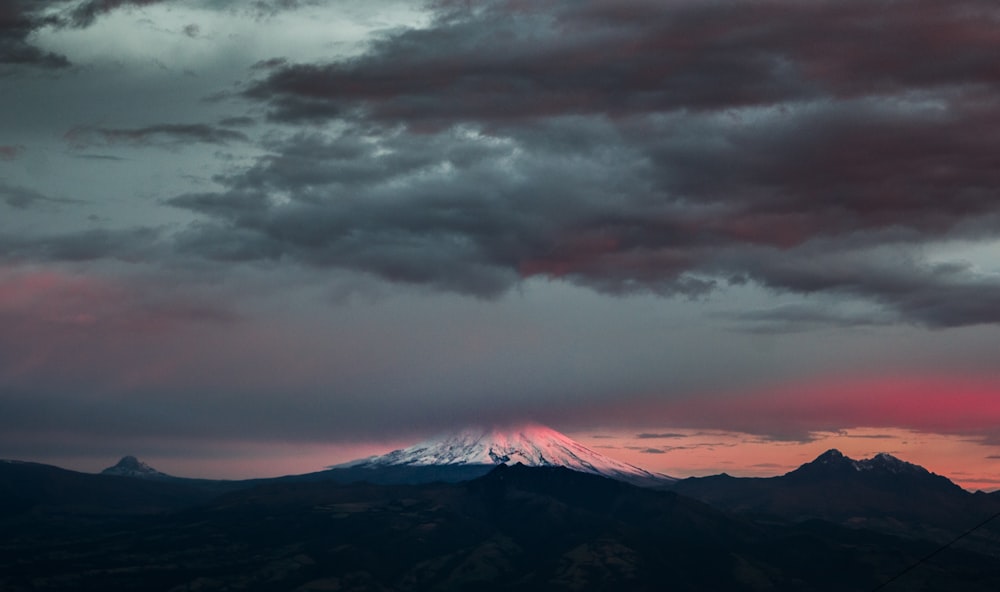 アラスカ山