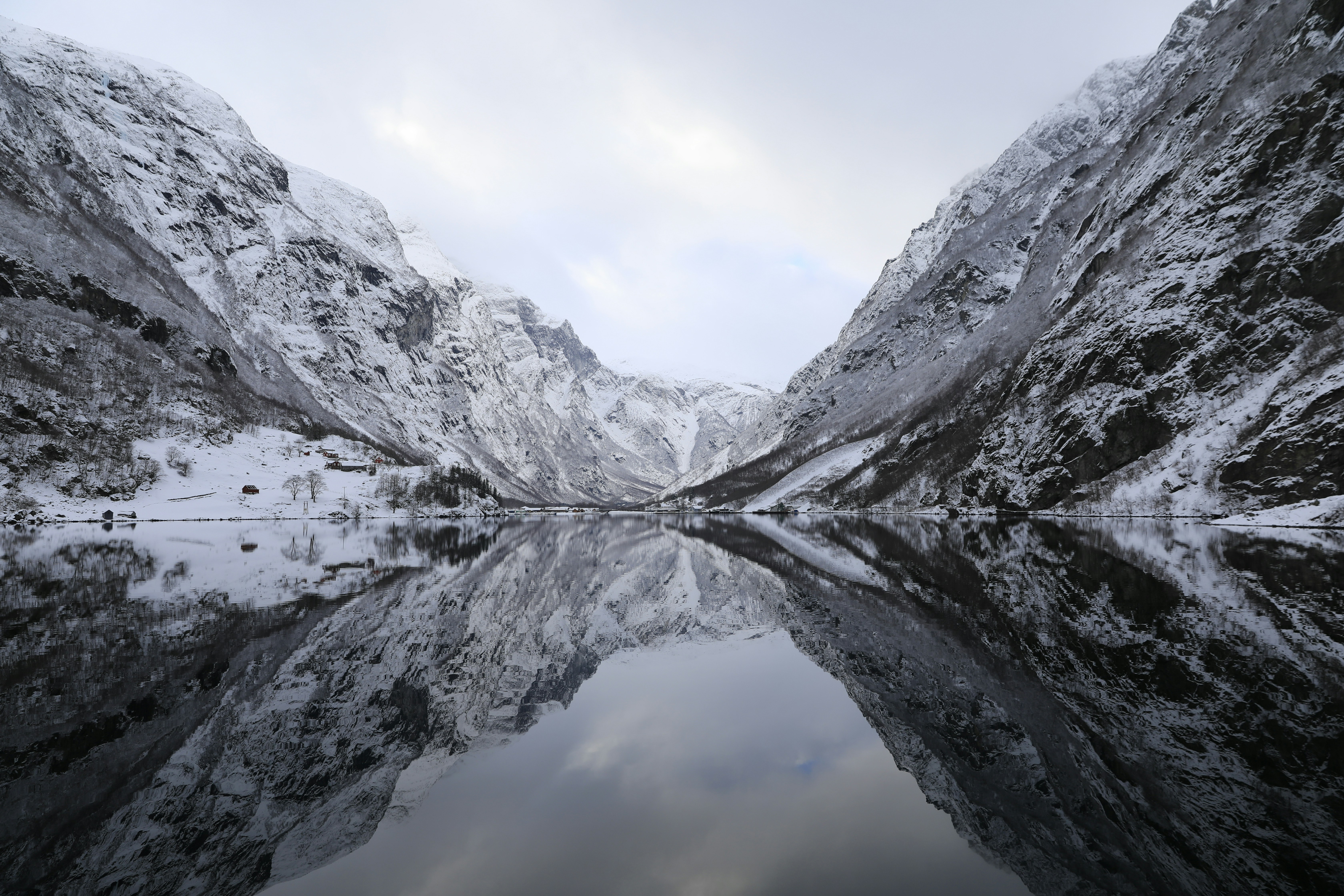 Photo by hyunwonjang