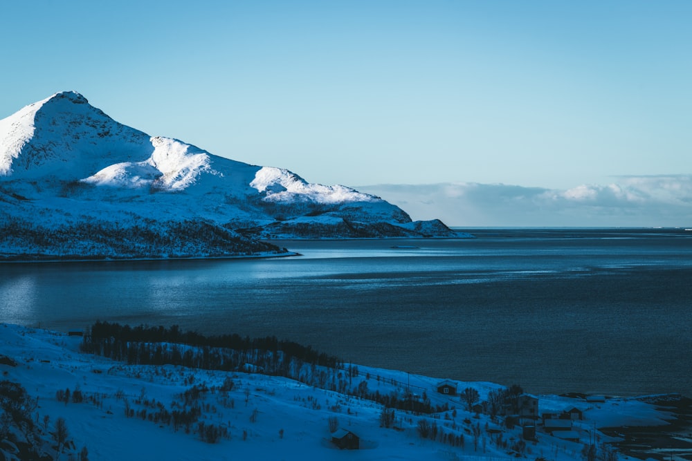 mountain covered with snow during daytime