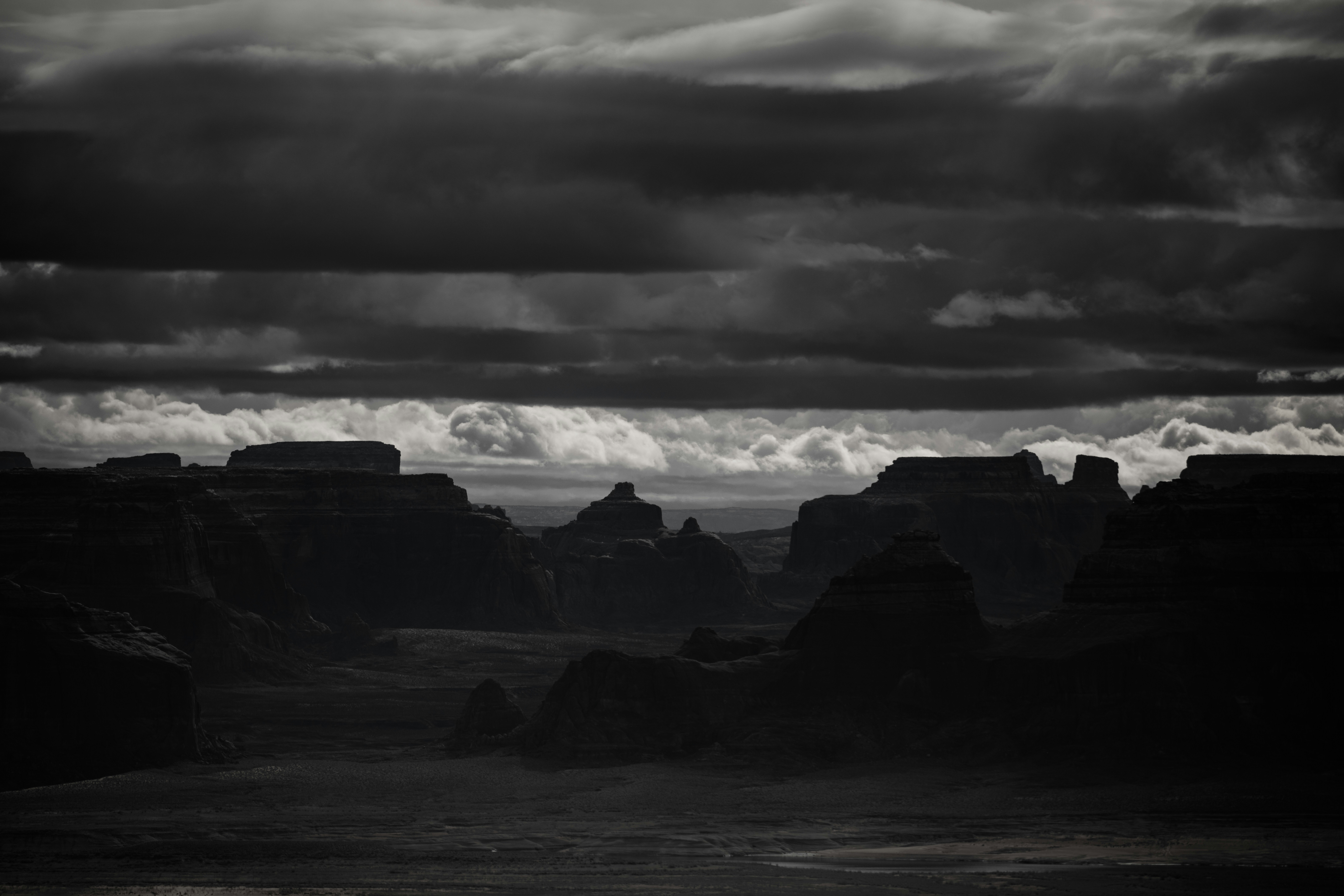 Photo by worldsbetweenlines