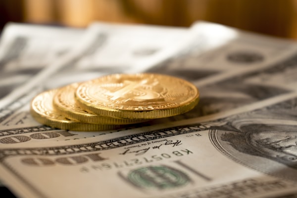 Atomic Finance Habits That Compound Like Interest