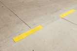 yellow road line