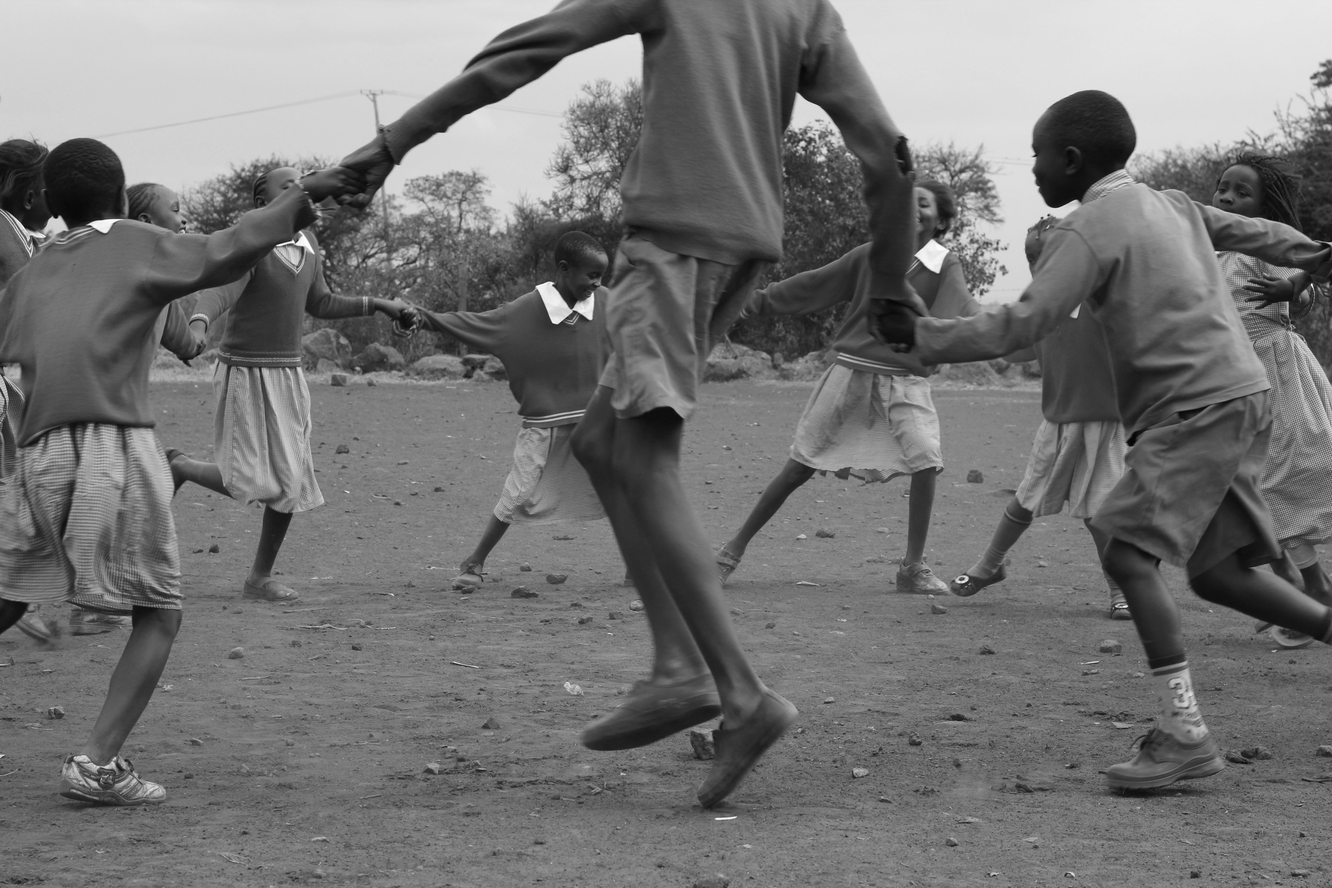 קשרים וכישורים חברתיים - קבוצה טיפולית לילדים ובני נ