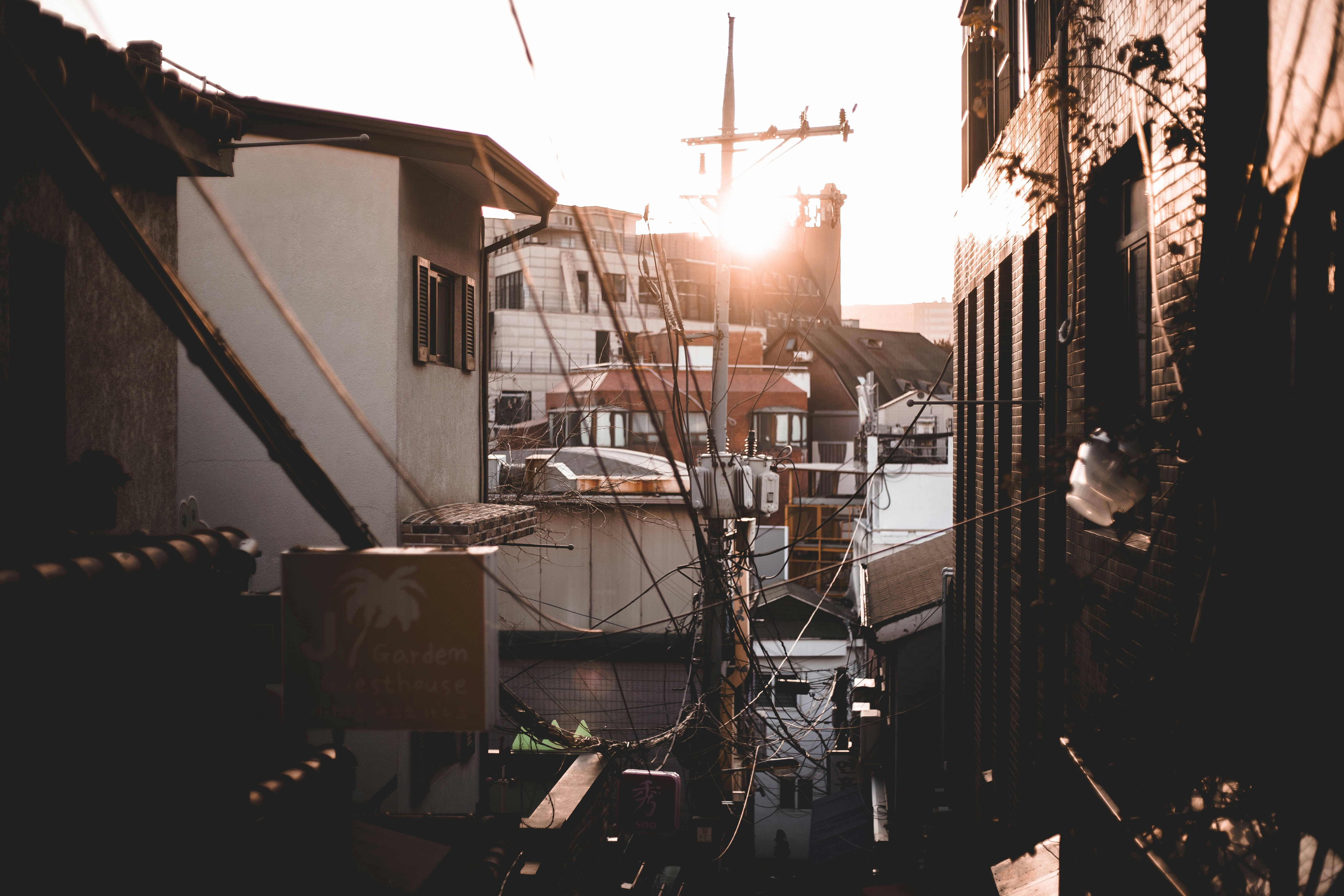 Photo by charlespostiaux