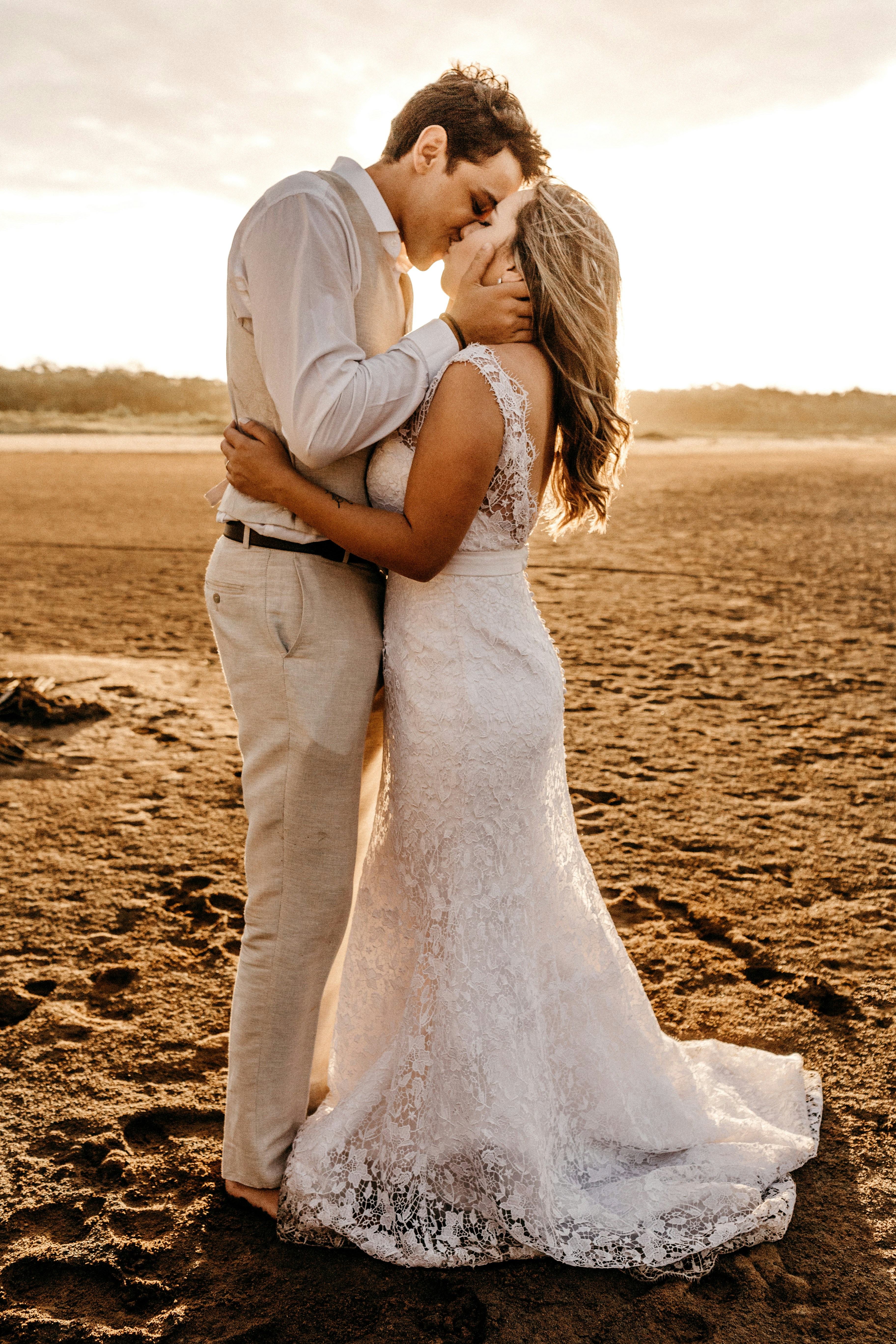 great photo recipe,how to photograph woman and man kissing