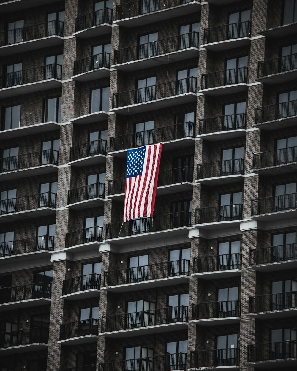 U.S.A.-Flagge auf dem Gebäude