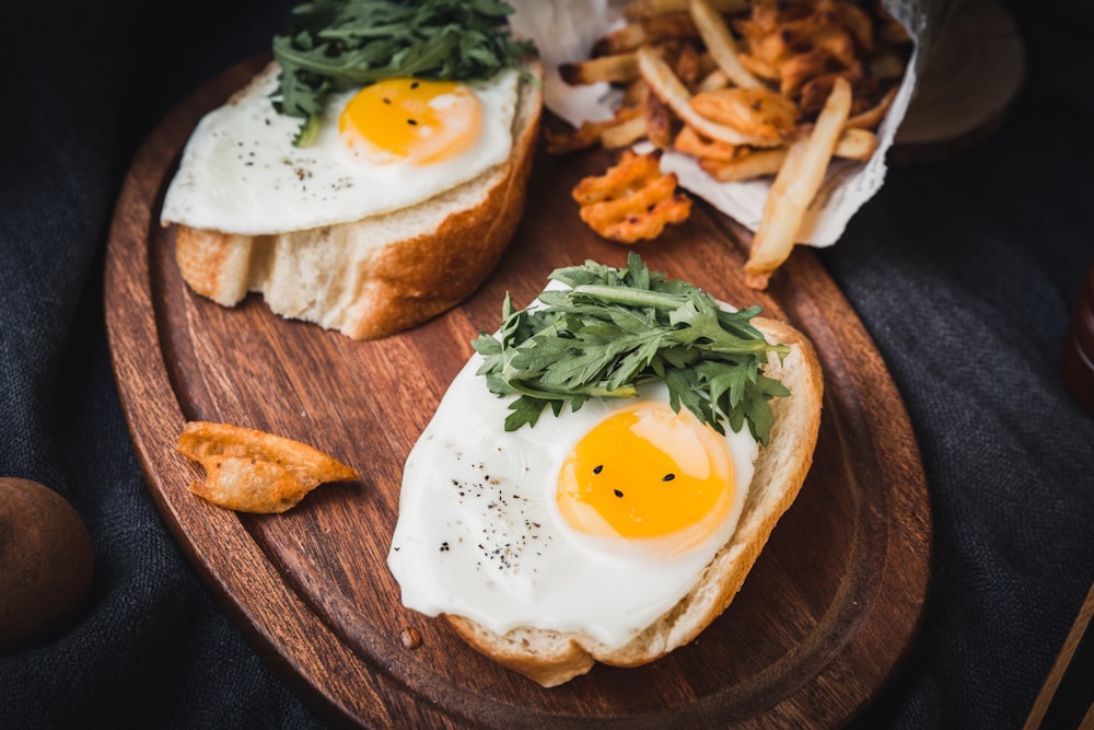 fried eggs with herbs