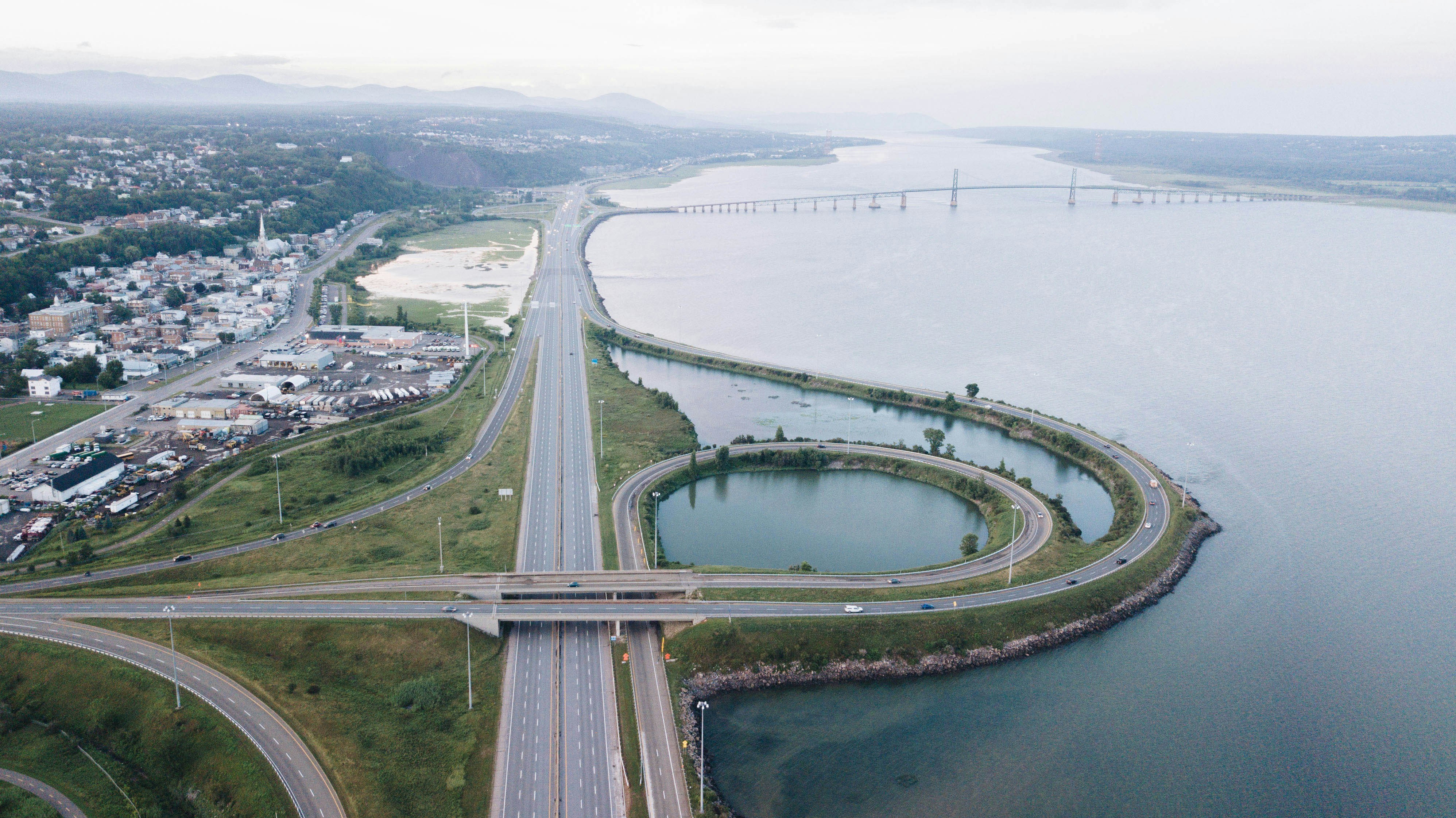 Utopian 2035: How AI Solved Mumbai's Traffic, Water Crisis, and Healthcare Access