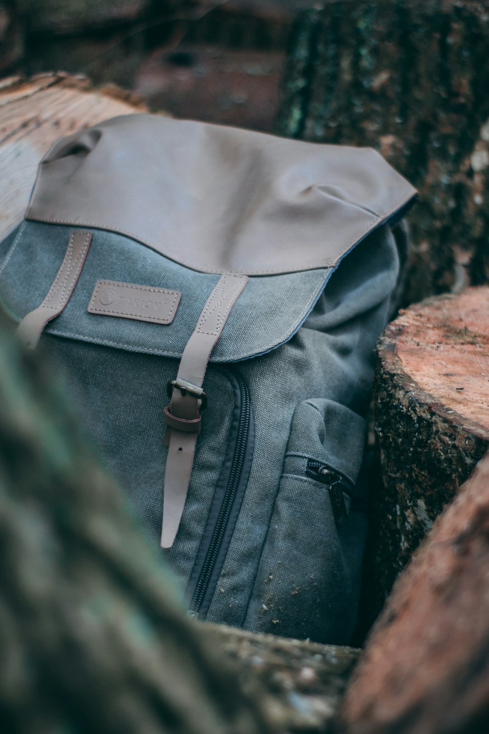 gray and brown backpack