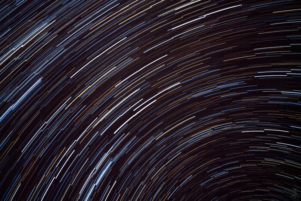 a star trail is shown in the night sky